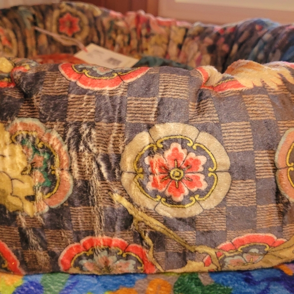 Last 1 Johnny Was Taylor Mandala Reversible Dog Bed, Orange, S, NWT, 24" D, Boho - Picture 14 of 16